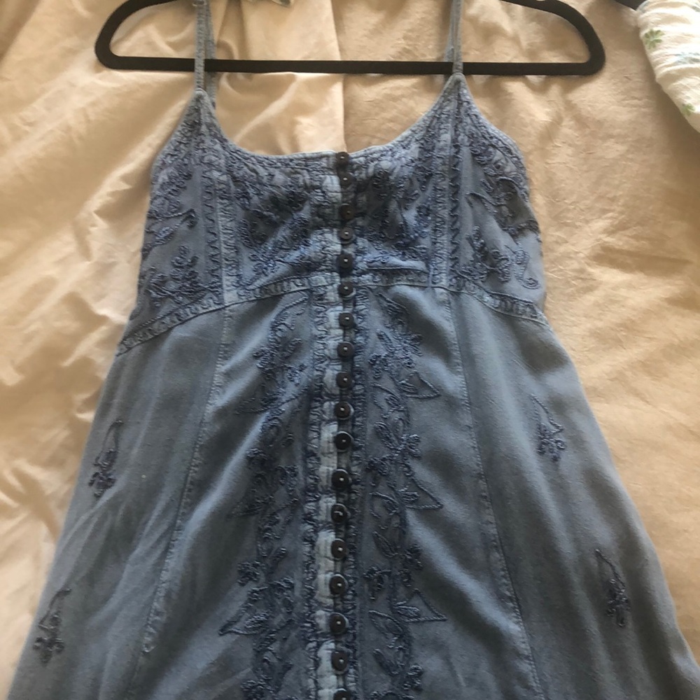 Embroidered dress with buttons one size fits all
